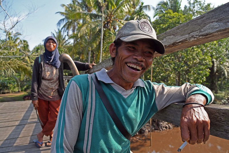 Incorporating village-owned enterprises in a zero-deforestation supply chain 