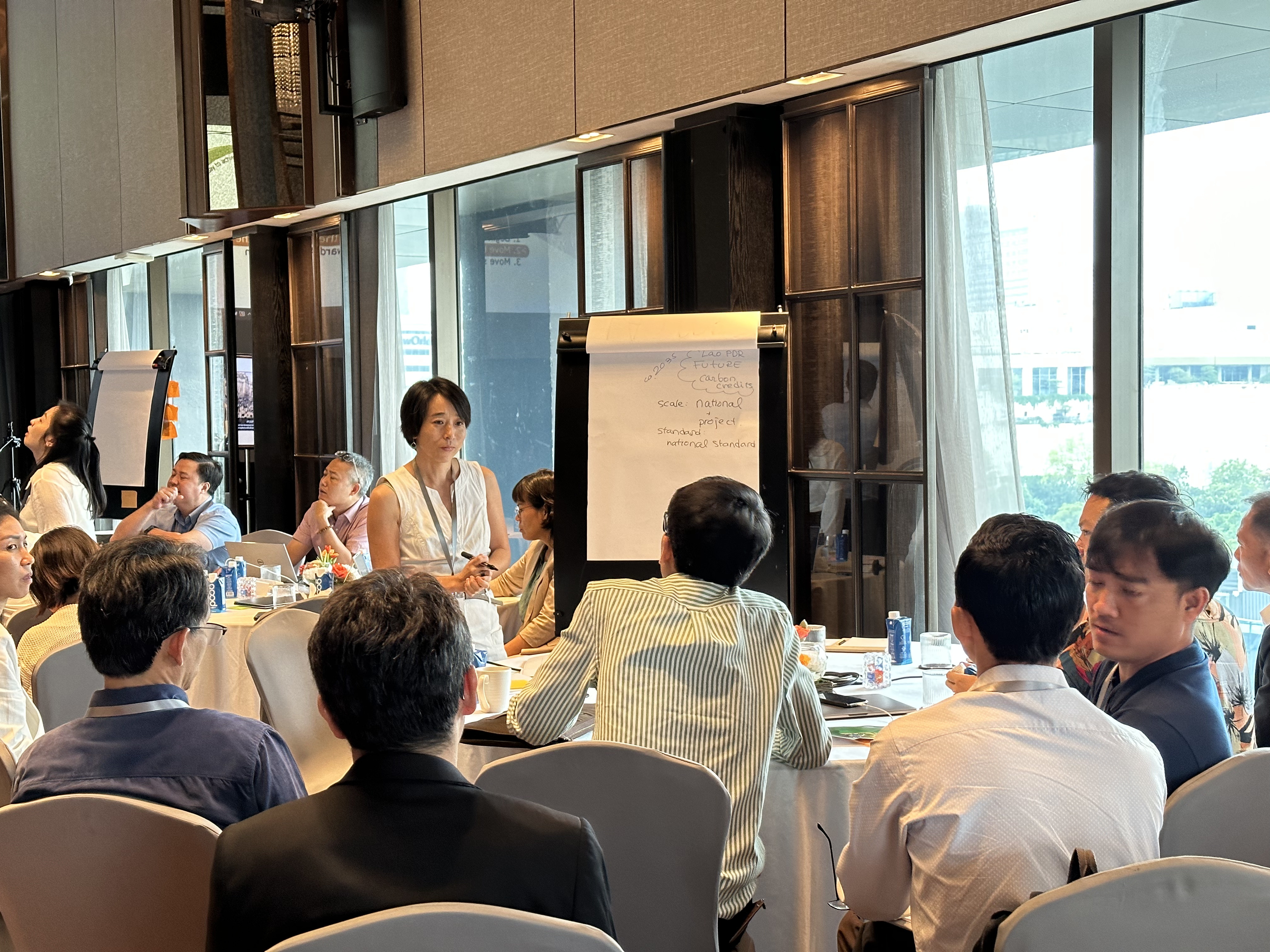 Participants contribute to inputs in a flipchart